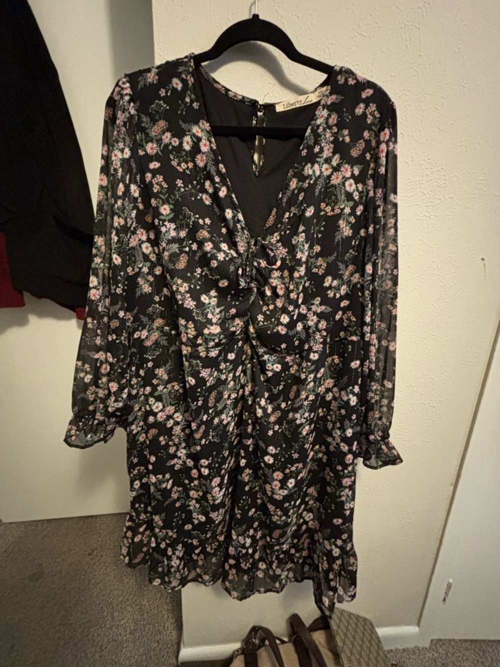 Liberty Love Black Floral Long-Sleeve Tie-Front Dress